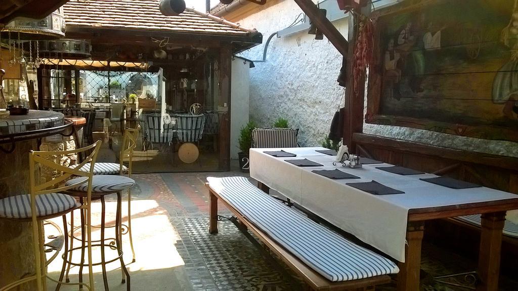 Penzion A Restauracia Toldi Ґаланта Екстер'єр фото