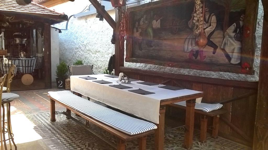 Penzion A Restauracia Toldi Ґаланта Екстер'єр фото